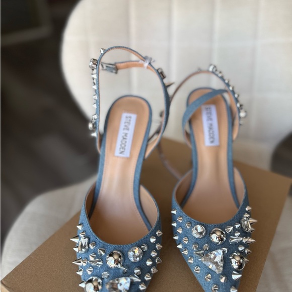 Steve Madden Blue Studded Women's Heels - Picture 5 of 14